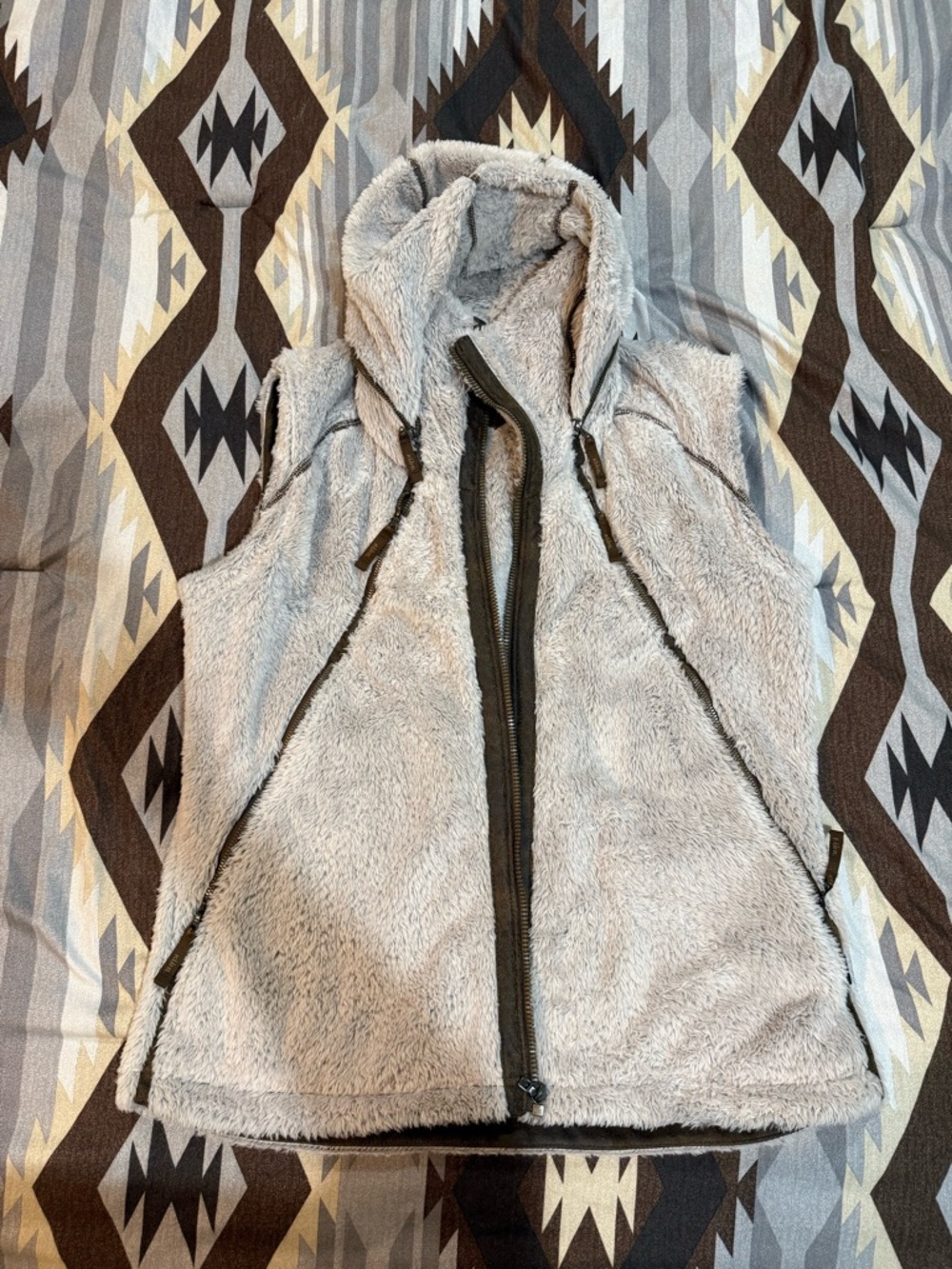 Plush Hooded Fleece Vest in Light tan and brown